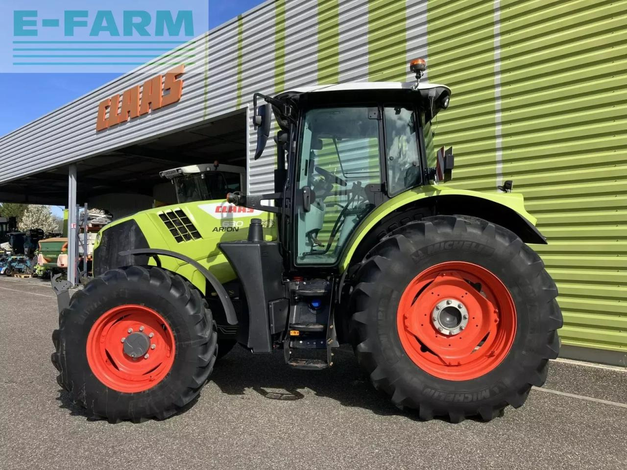 CLAAS arion 630 cis electropilot CIS - Tractor: foto 2 CLAAS arion 630 cis electropilot CIS - Tractor: foto 2