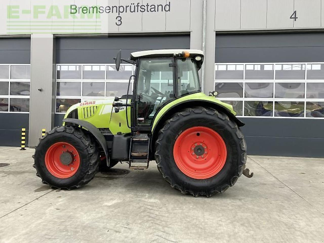 CLAAS arion 640 cebis CEBIS - Tractor: foto 2 CLAAS arion 640 cebis CEBIS - Tractor: foto 2