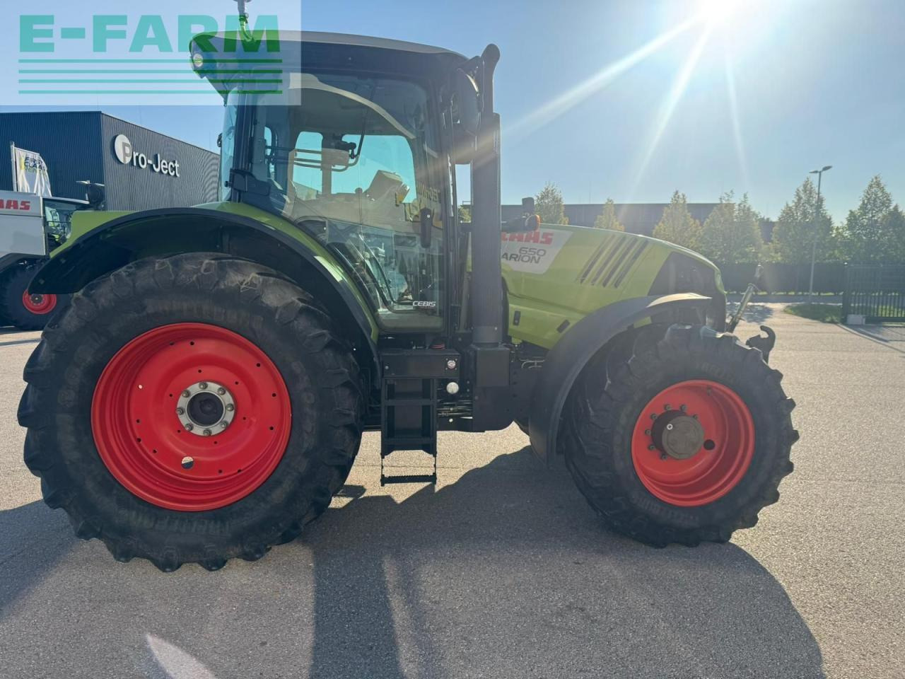 CLAAS arion 650 - Tractor: foto 3 CLAAS arion 650 - Tractor: foto 3