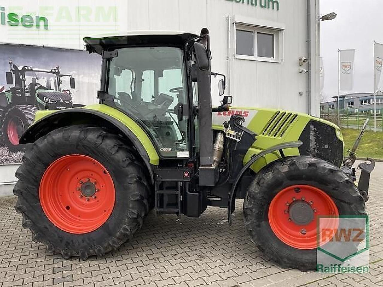 CLAAS arion 650 cebis CEBIS - Tractor: foto 2 CLAAS arion 650 cebis CEBIS - Tractor: foto 2