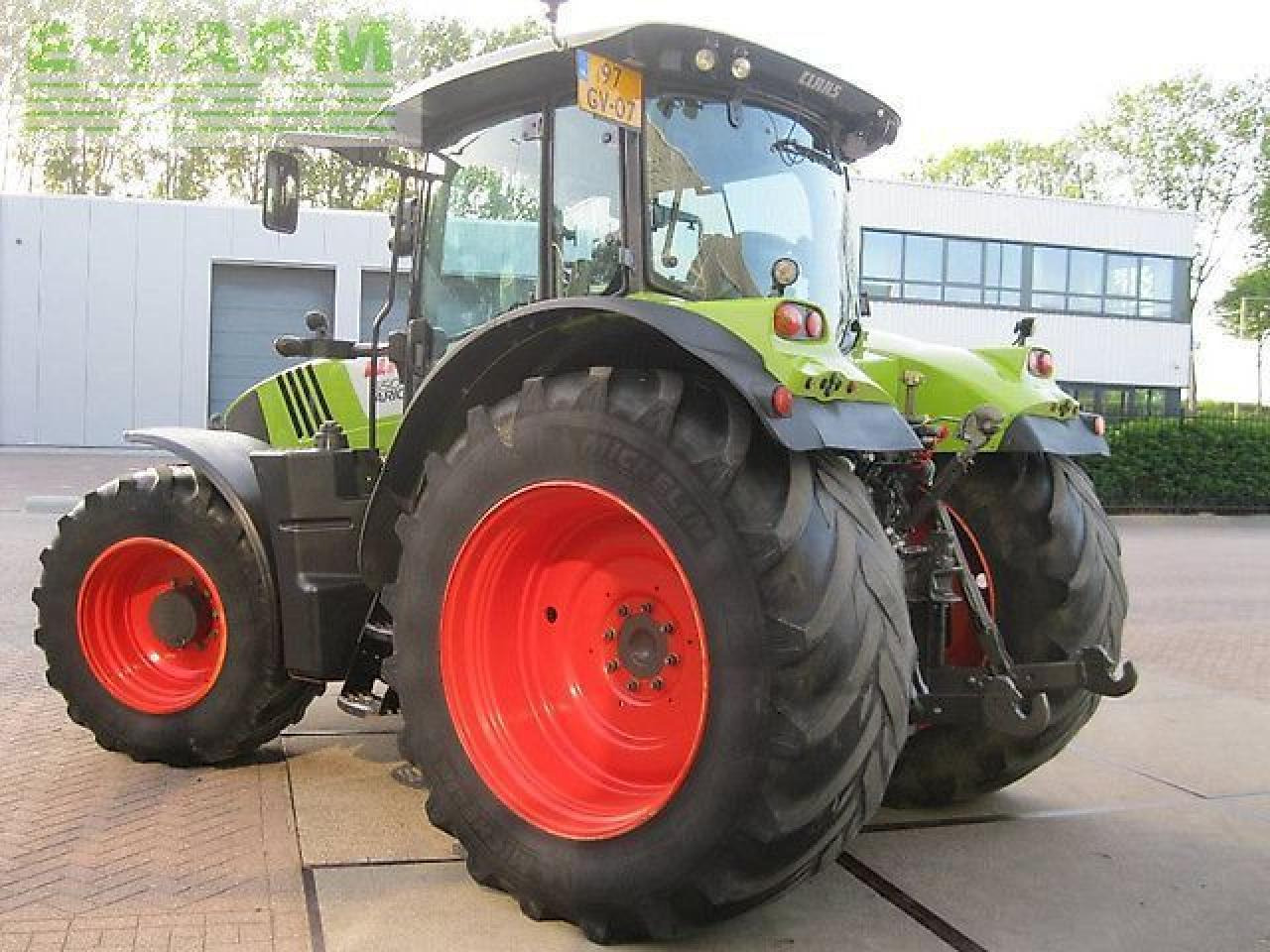 CLAAS arion 650 cis CIS - Tractor: foto 2 CLAAS arion 650 cis CIS - Tractor: foto 2