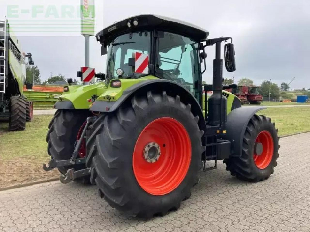 CLAAS arion 660 cmatic cebis CMATIC CEBIS - Tractor: foto 5 CLAAS arion 660 cmatic cebis CMATIC CEBIS - Tractor: foto 5