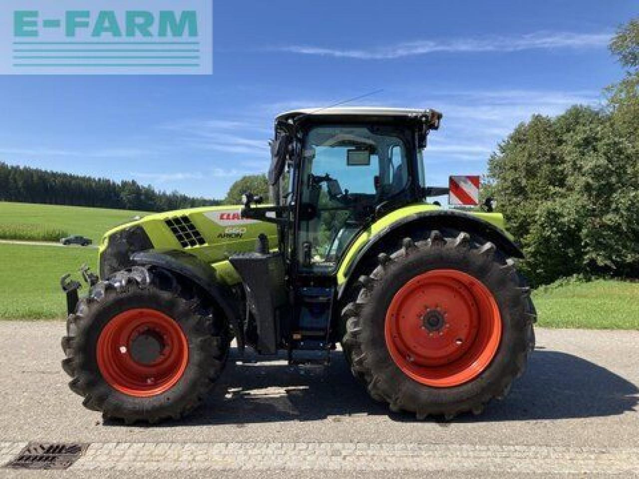 CLAAS arion 660 cmatic cebis CMATIC CEBIS - Tractor: foto 2 CLAAS arion 660 cmatic cebis CMATIC CEBIS - Tractor: foto 2