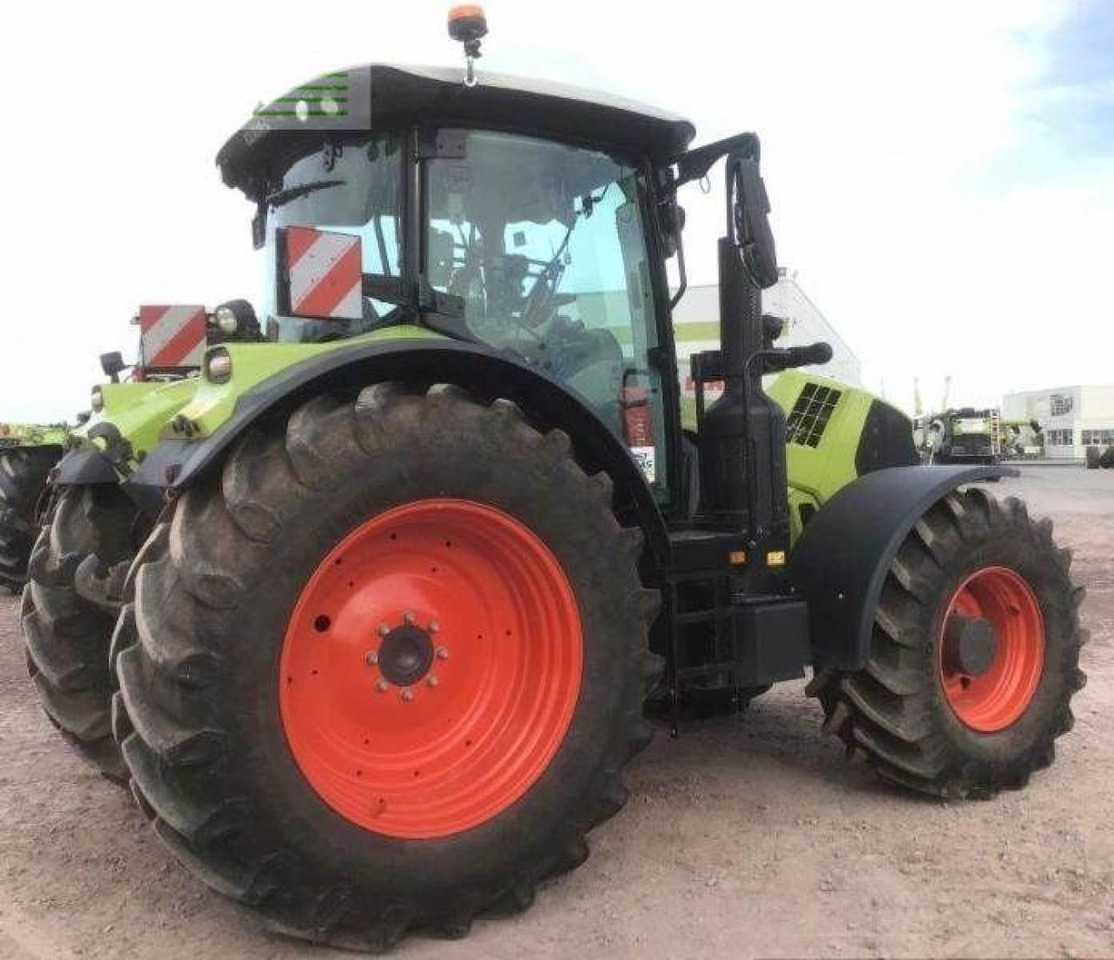 CLAAS arion 660 cmatic focus - Tractor: foto 3 CLAAS arion 660 cmatic focus - Tractor: foto 3