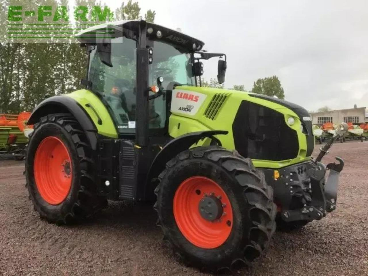 CLAAS axion 810 - Tractor: foto 3 CLAAS axion 810 - Tractor: foto 3