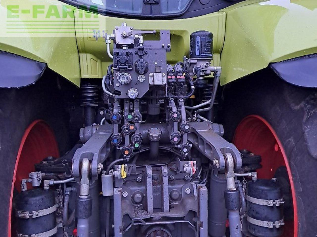 CLAAS axion 810 c-matic CMATIC - Tractor: foto 3 CLAAS axion 810 c-matic CMATIC - Tractor: foto 3