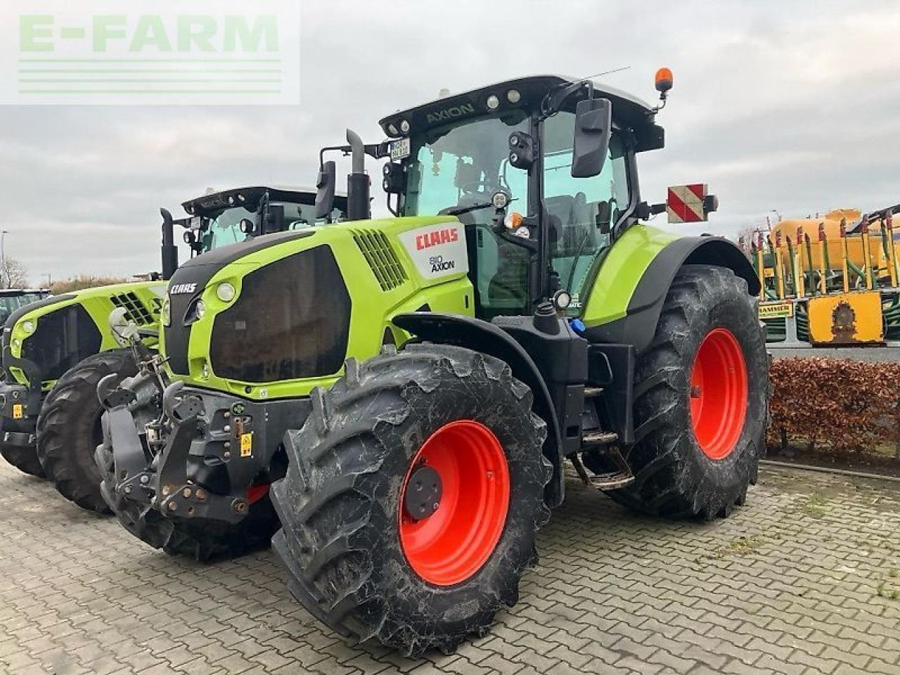 CLAAS axion 810 cis+ cm - Tractor: foto 3 CLAAS axion 810 cis+ cm - Tractor: foto 3
