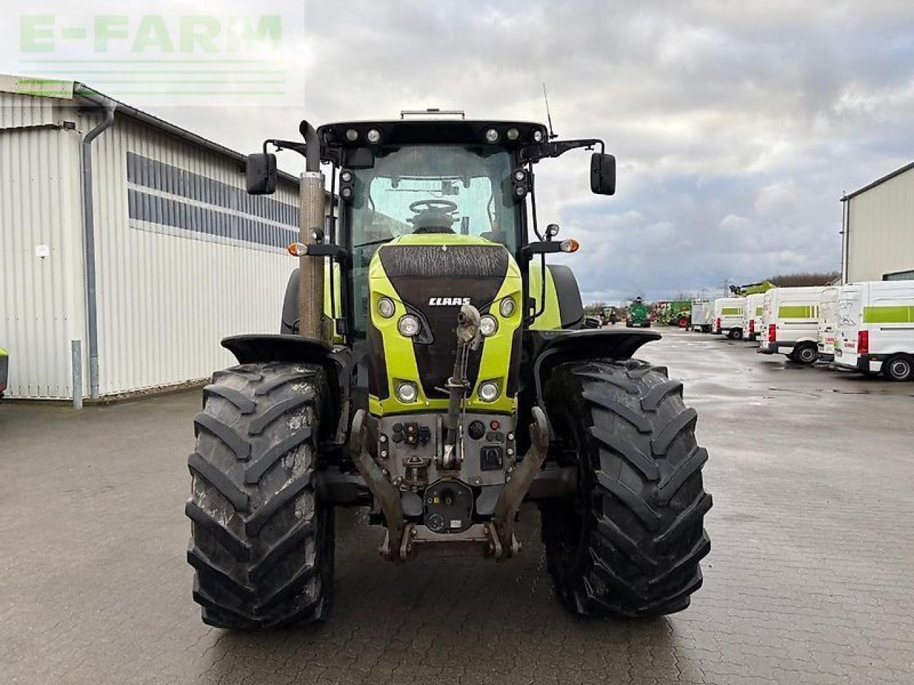 Tractor CLAAS axion 810 cmatic CMATIC: foto 9