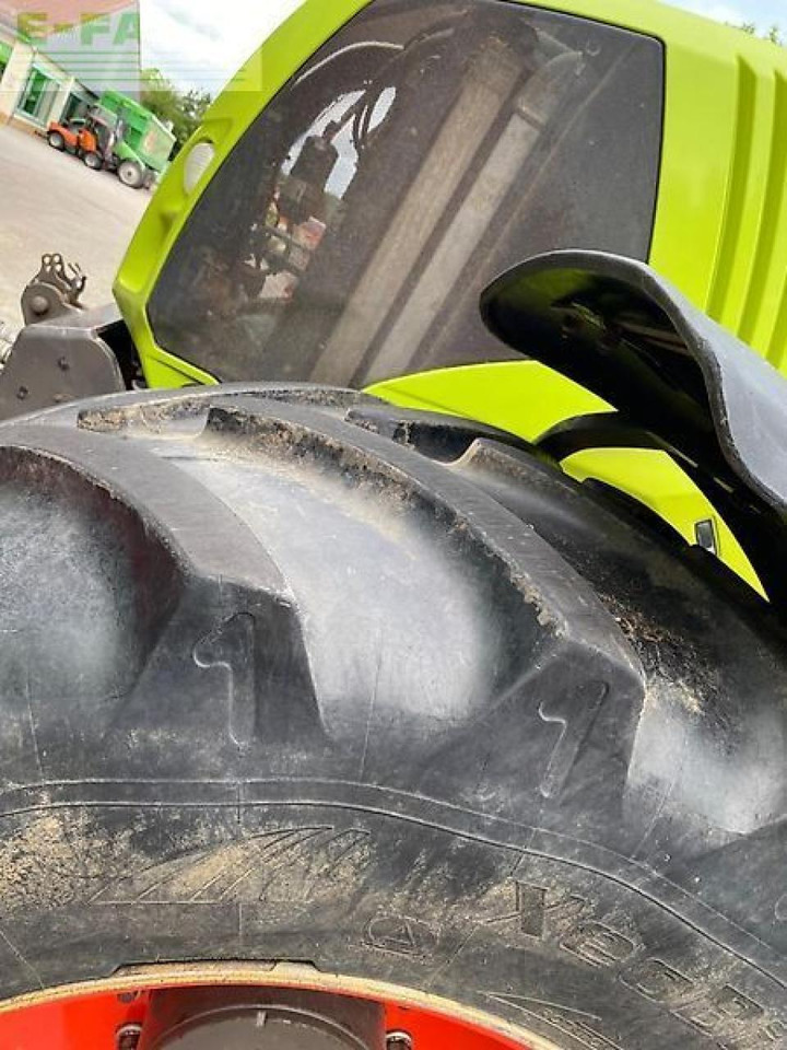 CLAAS axion 820 cmatic CMATIC - Tractor: foto 5 CLAAS axion 820 cmatic CMATIC - Tractor: foto 5