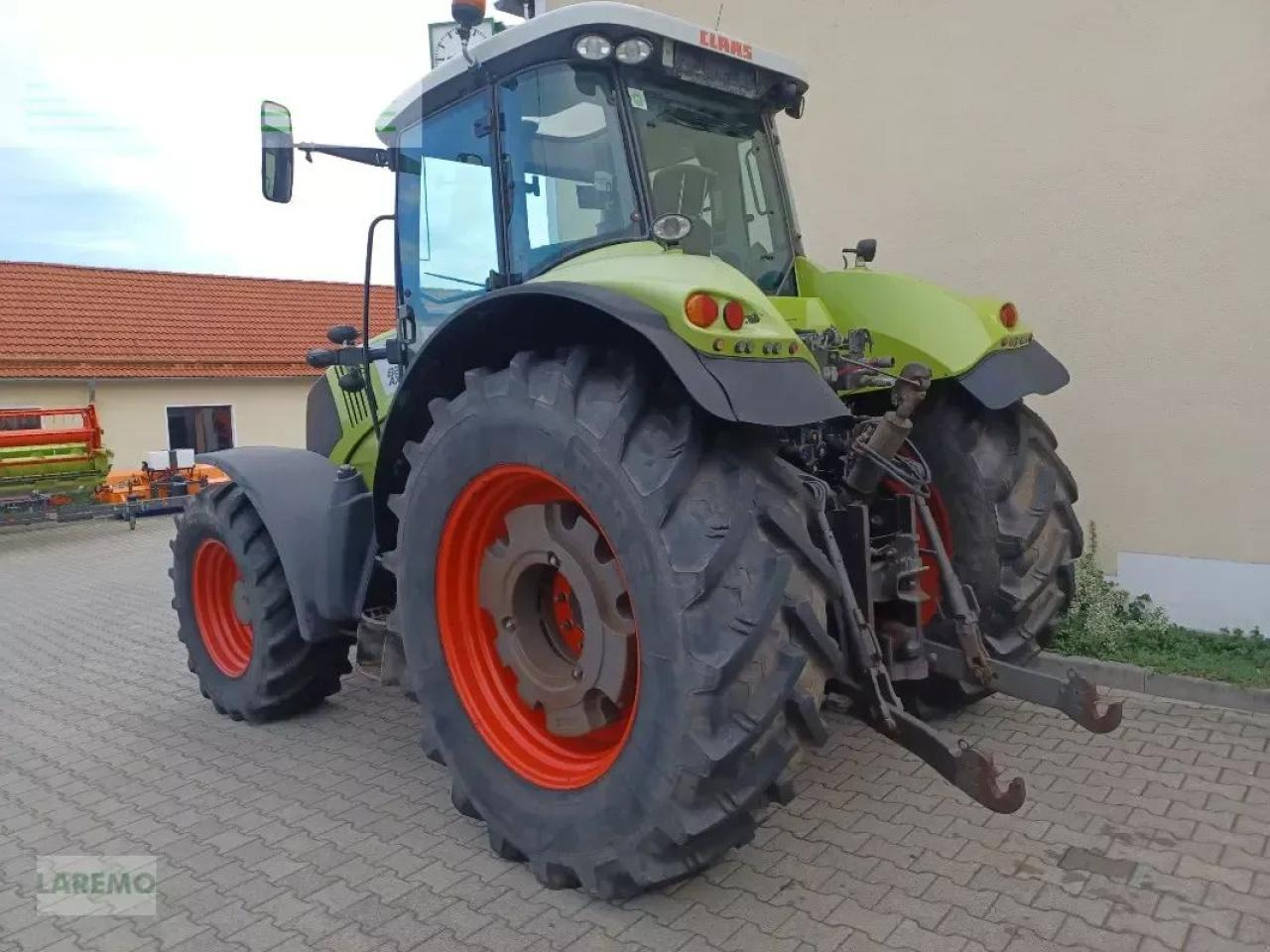 CLAAS axion 820 cmatic cebis CMATIC CEBIS - Tractor: foto 4 CLAAS axion 820 cmatic cebis CMATIC CEBIS - Tractor: foto 4