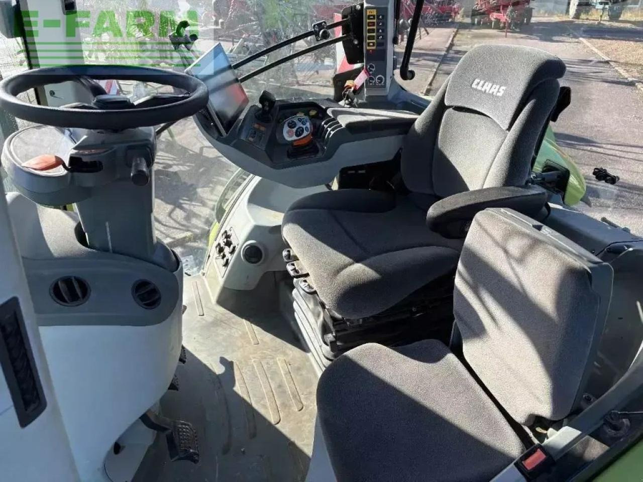 Tractor CLAAS axion 830 cebis: foto 13