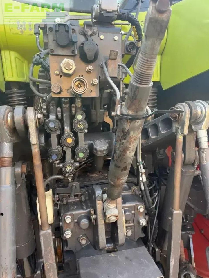Tractor CLAAS axion 830 cmatic CMATIC: foto 6