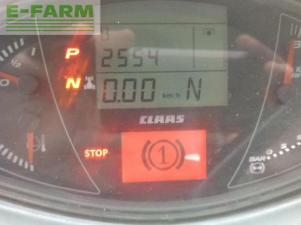 CLAAS axion 830 cmatic cebis CMATIC CEBIS - Tractor: foto 4 CLAAS axion 830 cmatic cebis CMATIC CEBIS - Tractor: foto 4