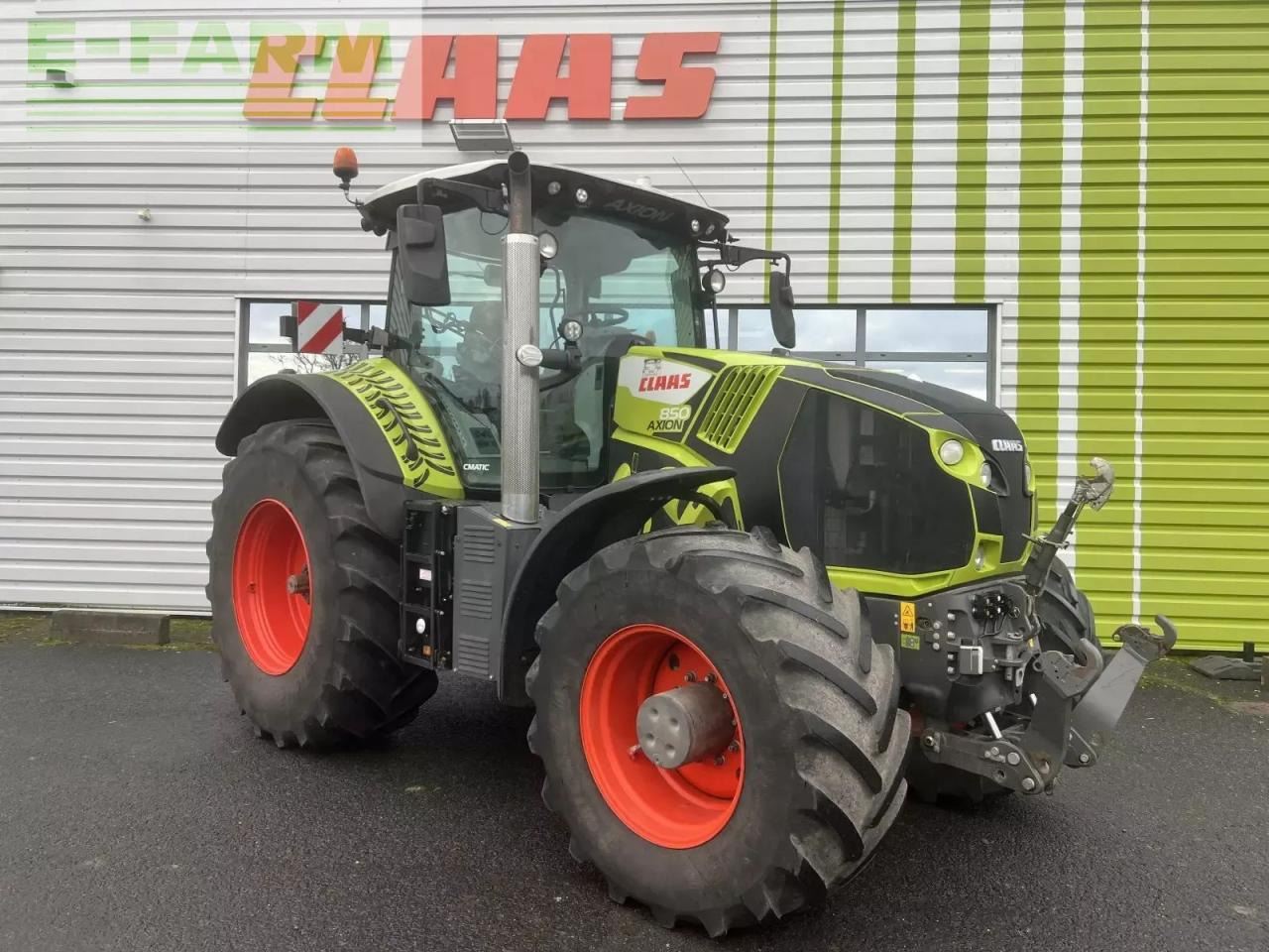 CLAAS axion 850 cmatic CMATIC - Tractor: foto 1 CLAAS axion 850 cmatic CMATIC - Tractor: foto 1
