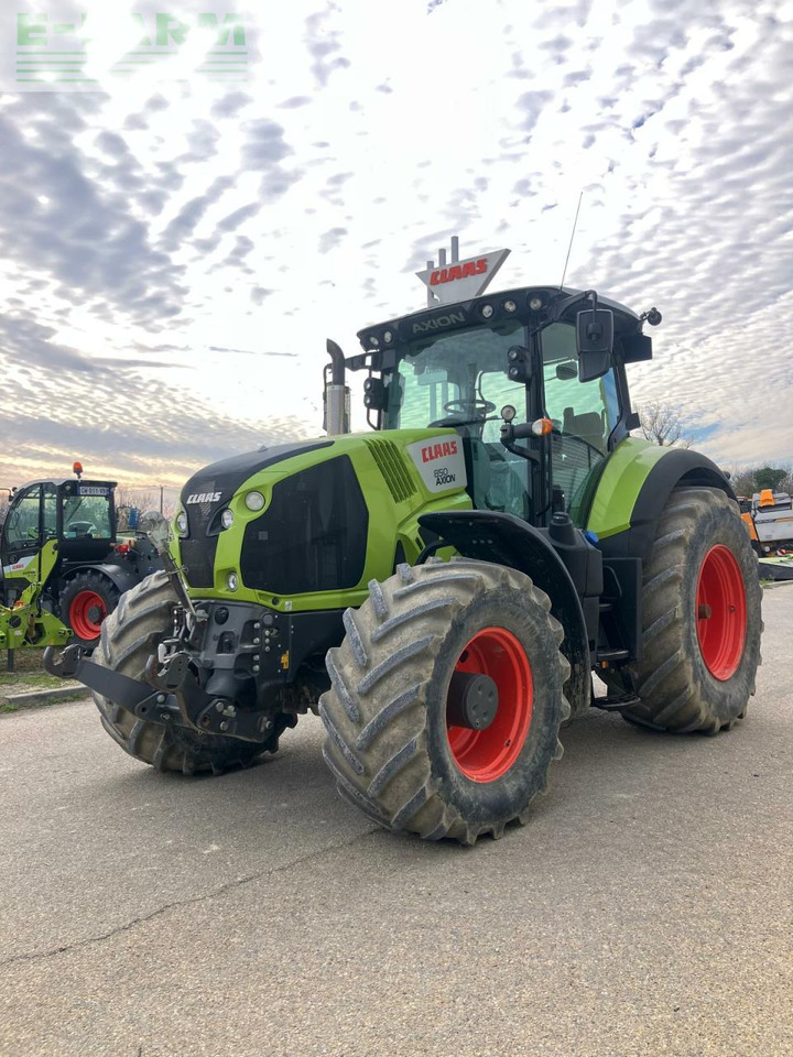 CLAAS axion 850 hexashift HEXASHIFT - Tractor: foto 1 CLAAS axion 850 hexashift HEXASHIFT - Tractor: foto 1