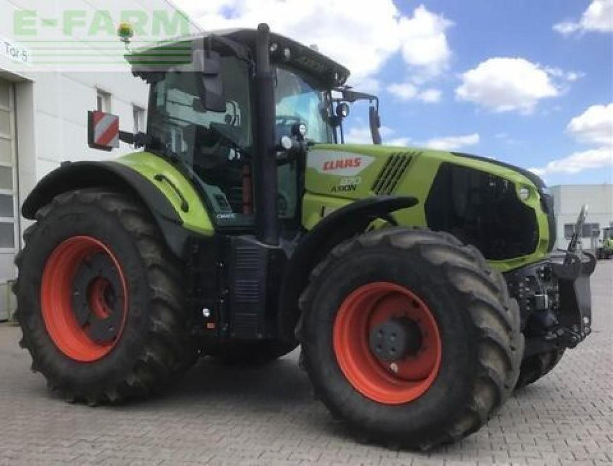 CLAAS axion 870 - Tractor: foto 2 CLAAS axion 870 - Tractor: foto 2