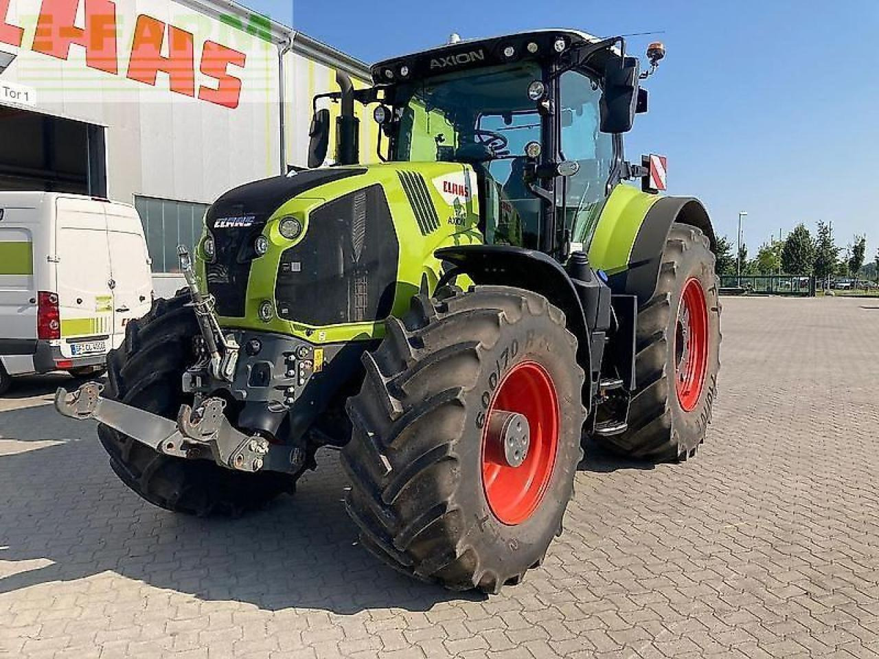 CLAAS axion 870 cmatic CMATIC - Tractor: foto 2 CLAAS axion 870 cmatic CMATIC - Tractor: foto 2