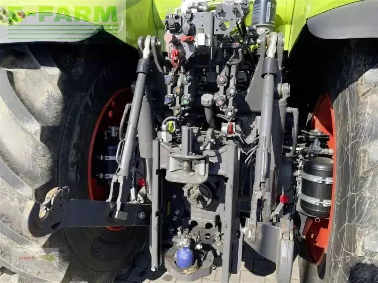 CLAAS axion 870 cmatic cebis CMATIC CEBIS - Tractor: foto 5 CLAAS axion 870 cmatic cebis CMATIC CEBIS - Tractor: foto 5