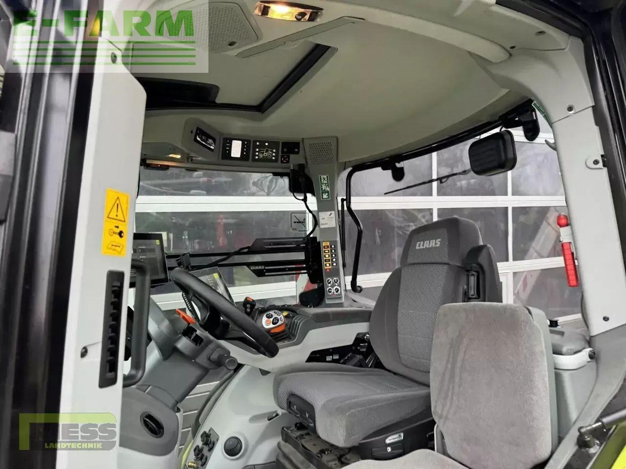 CLAAS axion 870 cmatic cebis cemis mc - Tractor: foto 4 CLAAS axion 870 cmatic cebis cemis mc - Tractor: foto 4