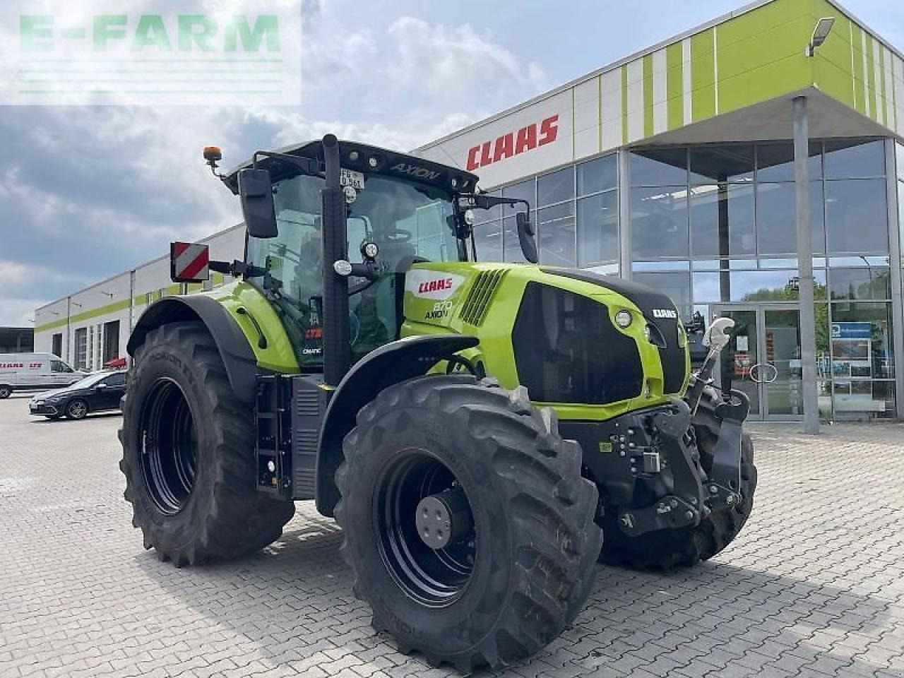 CLAAS axion 870 cmatic - stage v CMATIC - Tractor: foto 1 CLAAS axion 870 cmatic - stage v CMATIC - Tractor: foto 1