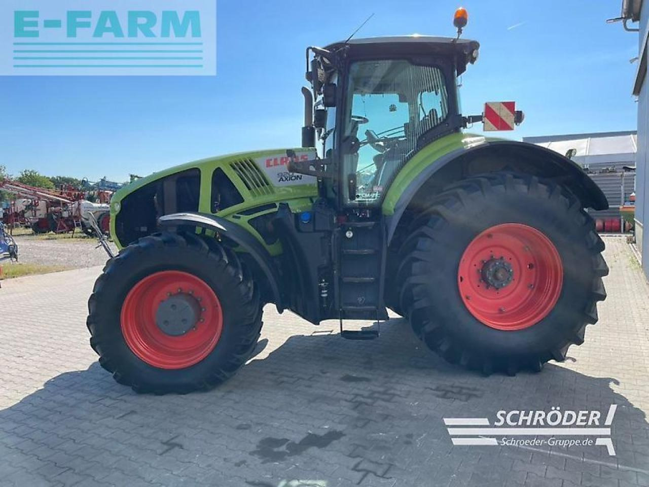 CLAAS axion 920 cmatic - Tractor: foto 4 CLAAS axion 920 cmatic - Tractor: foto 4
