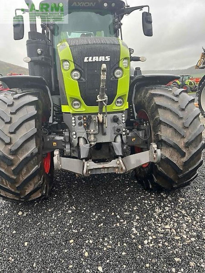 CLAAS axion 930 - Tractor: foto 2 CLAAS axion 930 - Tractor: foto 2