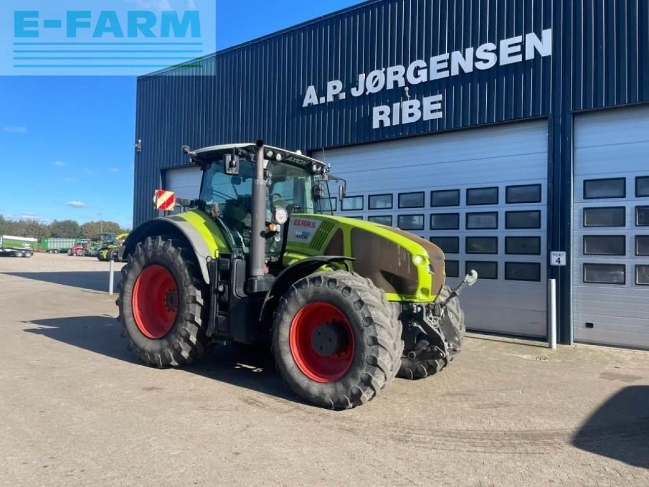 CLAAS axion 930 cmatic - Tractor: foto 2 CLAAS axion 930 cmatic - Tractor: foto 2