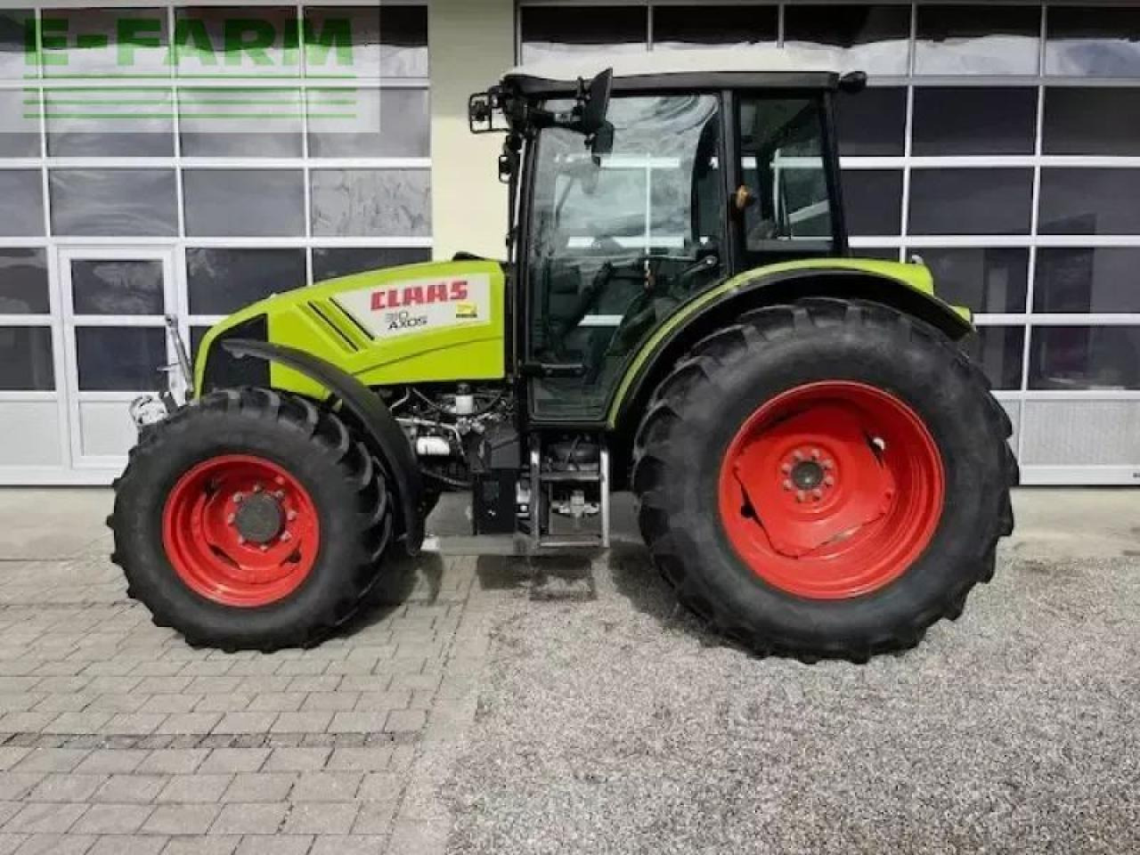 CLAAS axos 310 c C - Tractor: foto 1 CLAAS axos 310 c C - Tractor: foto 1