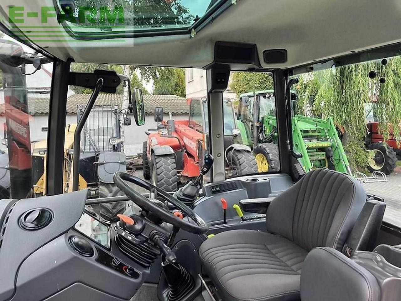 Tractor CLAAS celtis 446 plus rx + mailleux mx40-85: foto 10