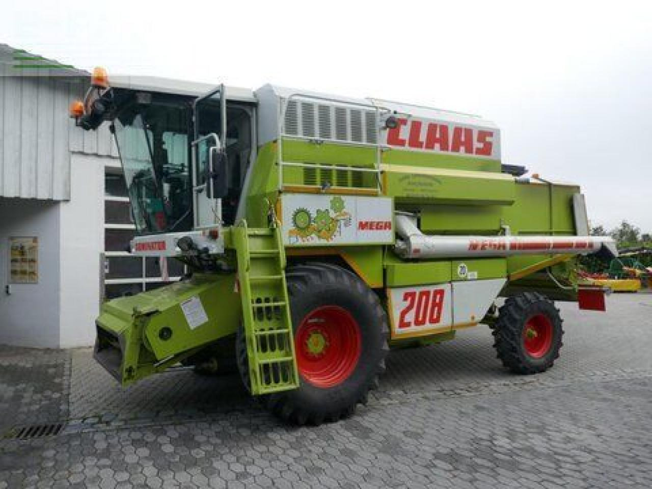 CLAAS dominator 208 mega - Cosechadora de granos: foto 1 CLAAS dominator 208 mega - Cosechadora de granos: foto 1