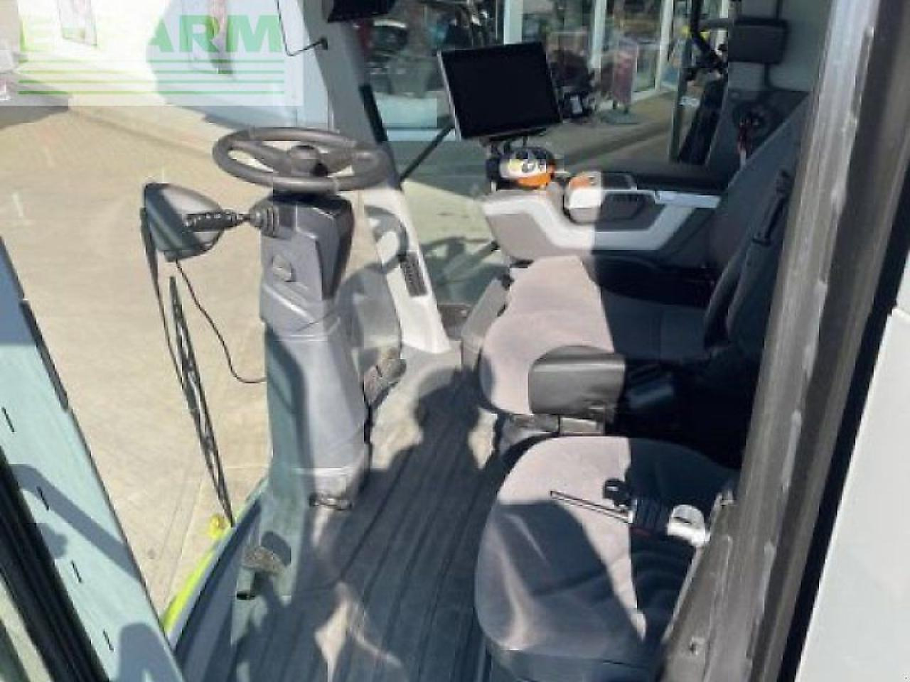 CLAAS gebr. mähdrescher lexion7500tt - Cosechadora de granos: foto 4 CLAAS gebr. mähdrescher lexion7500tt - Cosechadora de granos: foto 4