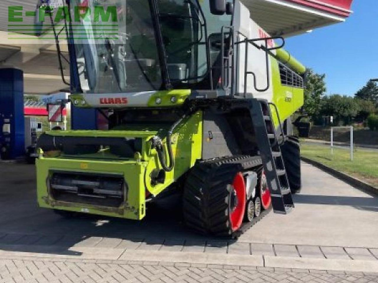 CLAAS gebr. mähdrescher lexion7500tt - Cosechadora de granos: foto 1 CLAAS gebr. mähdrescher lexion7500tt - Cosechadora de granos: foto 1