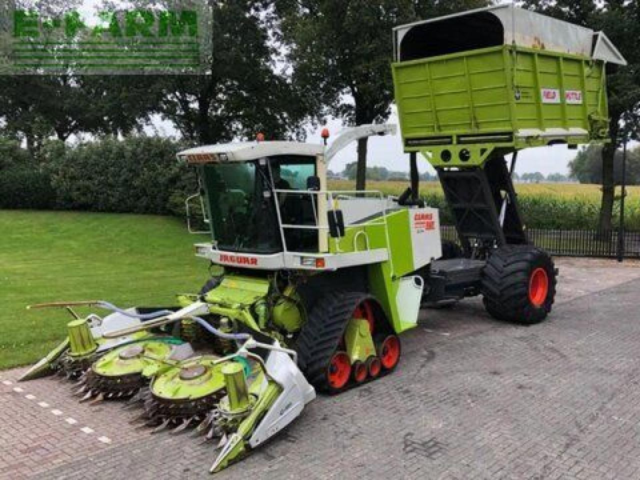 CLAAS jaguar 880 field shuttle, orbis 450 ts, raupe - Cosechadora de forraje: foto 1 CLAAS jaguar 880 field shuttle, orbis 450 ts, raupe - Cosechadora de forraje: foto 1