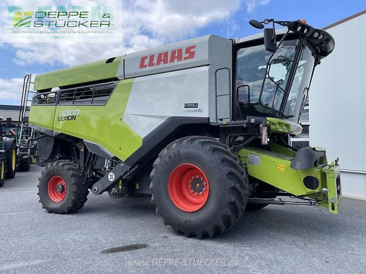 CLAAS lexion 5300 - Cosechadora de granos: foto 1 CLAAS lexion 5300 - Cosechadora de granos: foto 1