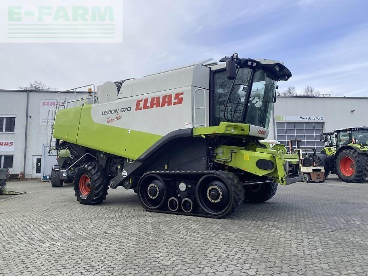 CLAAS lexion 570 tt mit v900+tw - Cosechadora de granos: foto 1 CLAAS lexion 570 tt mit v900+tw - Cosechadora de granos: foto 1
