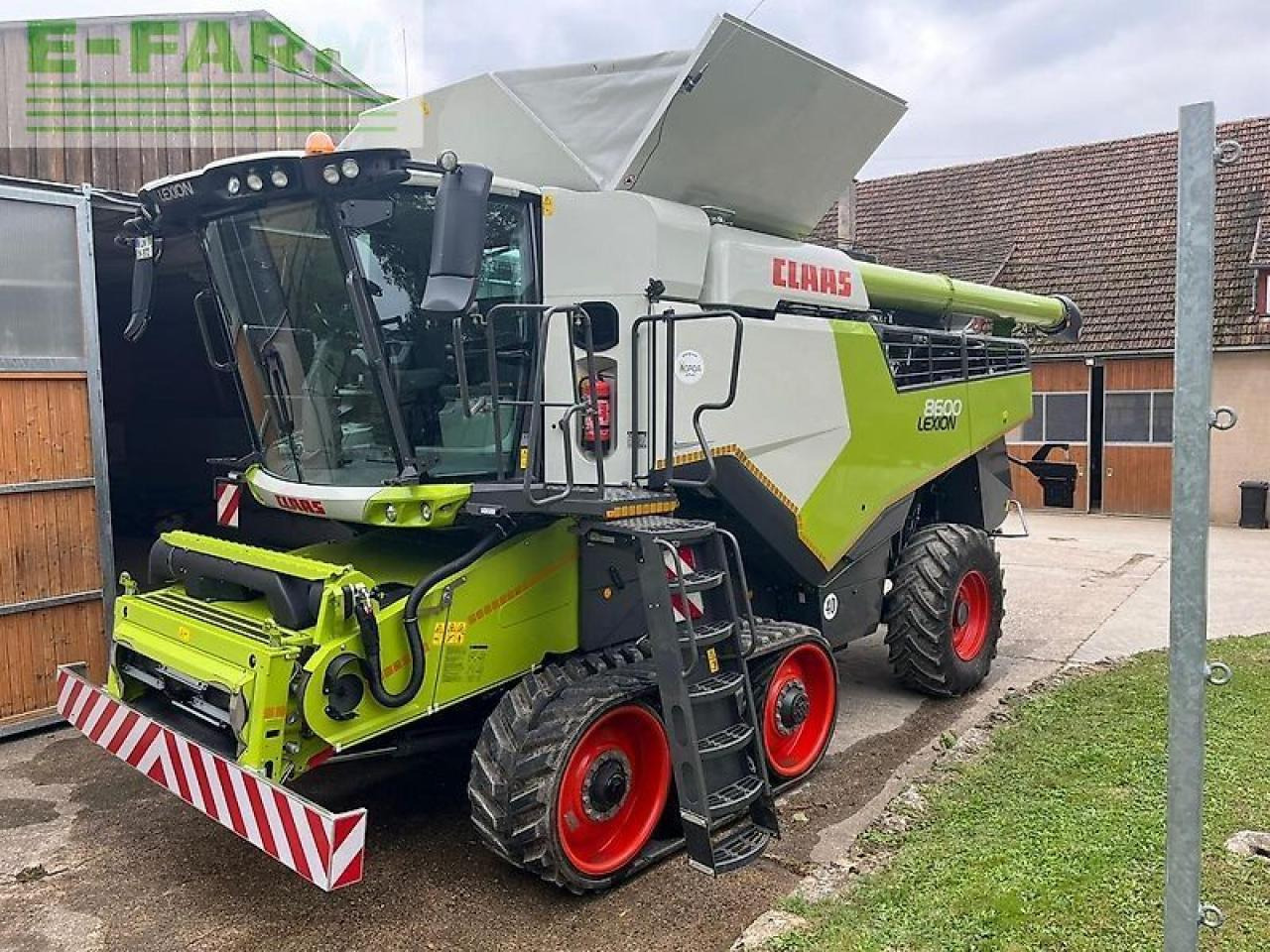 CLAAS lexion 8600 terra trac - Cosechadora de granos: foto 1 CLAAS lexion 8600 terra trac - Cosechadora de granos: foto 1