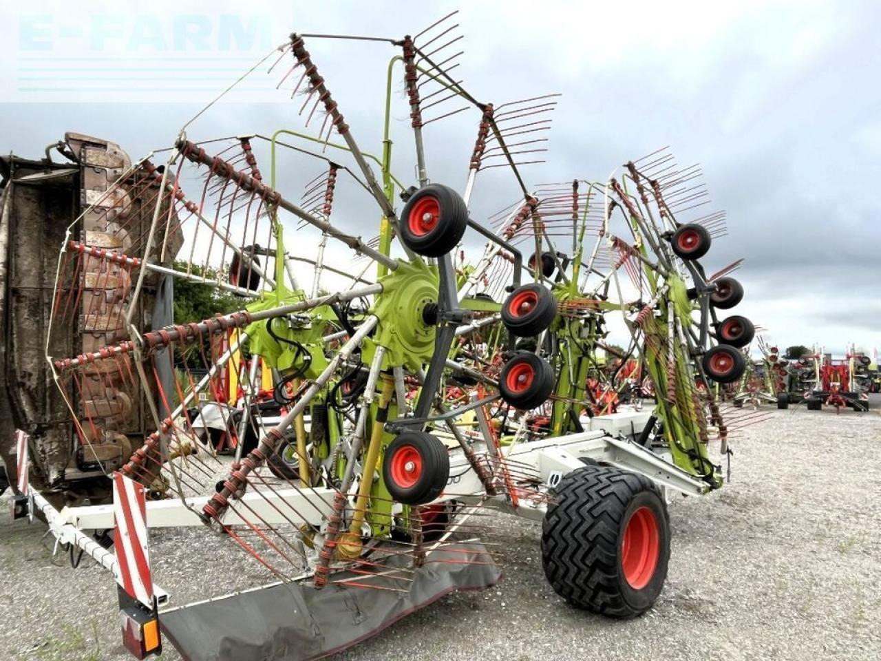 CLAAS liner 3600 comfort - Henificadora: foto 4 CLAAS liner 3600 comfort - Henificadora: foto 4