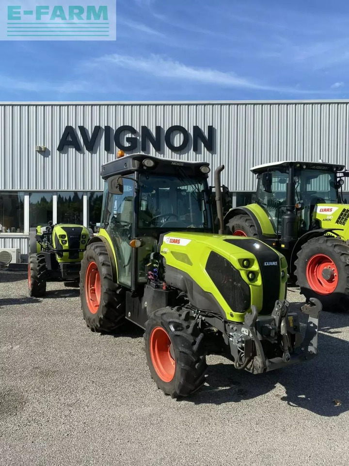 CLAAS nexos 230 m tradition - Tractor: foto 1 CLAAS nexos 230 m tradition - Tractor: foto 1