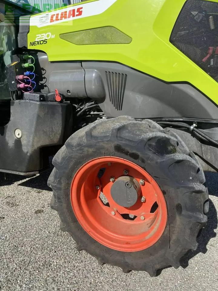 Tractor CLAAS nexos 230 m tradition: foto 7