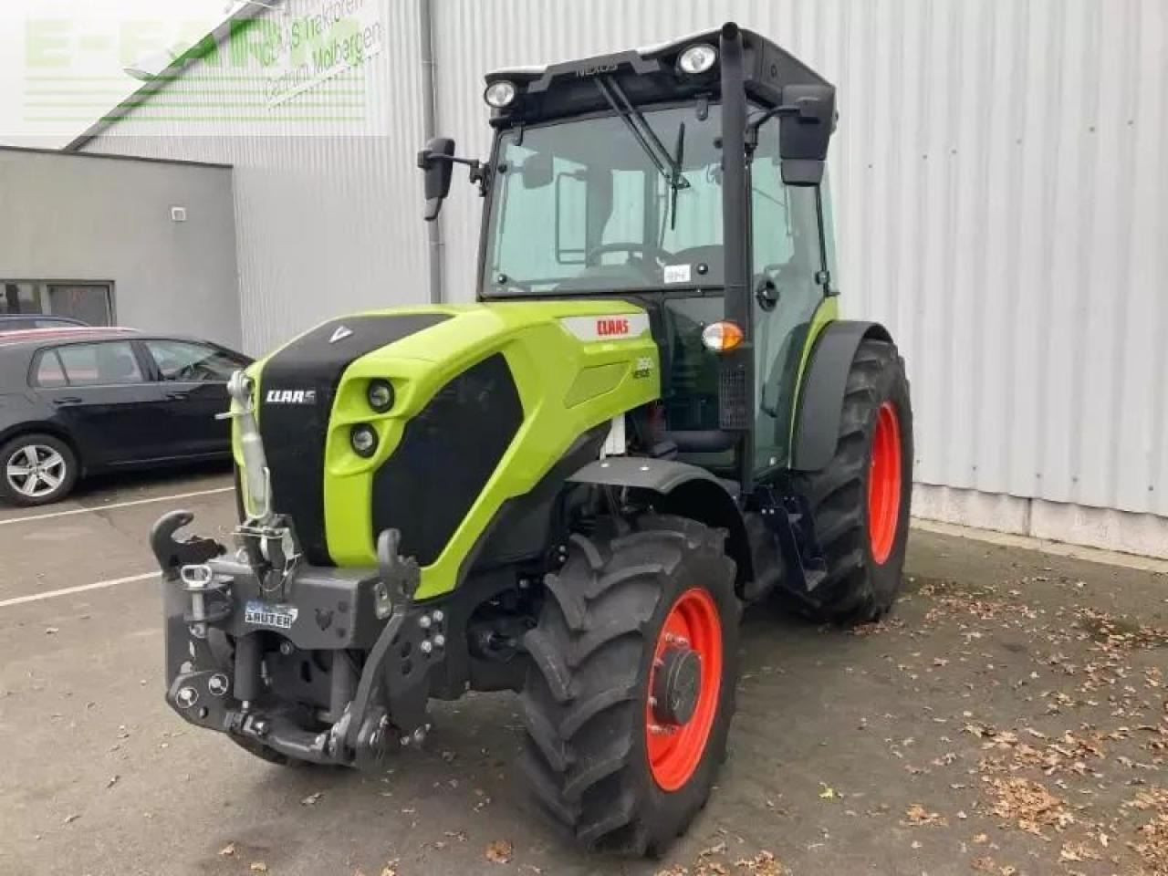 CLAAS nexos 260 l - Tractor: foto 1 CLAAS nexos 260 l - Tractor: foto 1