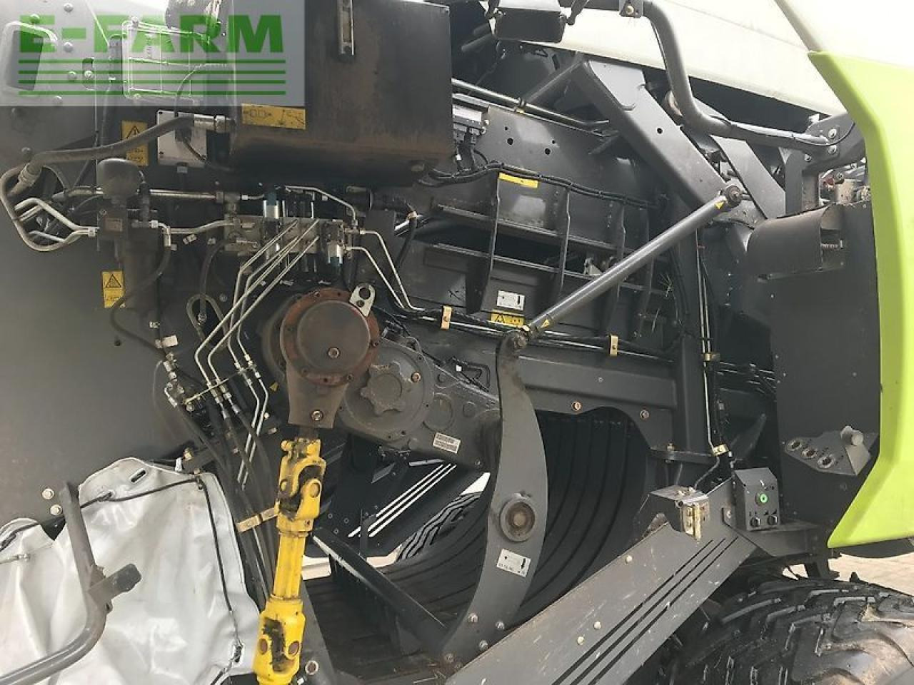 CLAAS quadrant 5300 fc - Empacadora de pacas cuadradas: foto 5 CLAAS quadrant 5300 fc - Empacadora de pacas cuadradas: foto 5