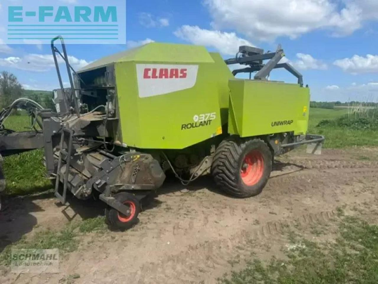 CLAAS rollant 375 uniwrap - Empacadora de pacas cuadradas: foto 1 CLAAS rollant 375 uniwrap - Empacadora de pacas cuadradas: foto 1