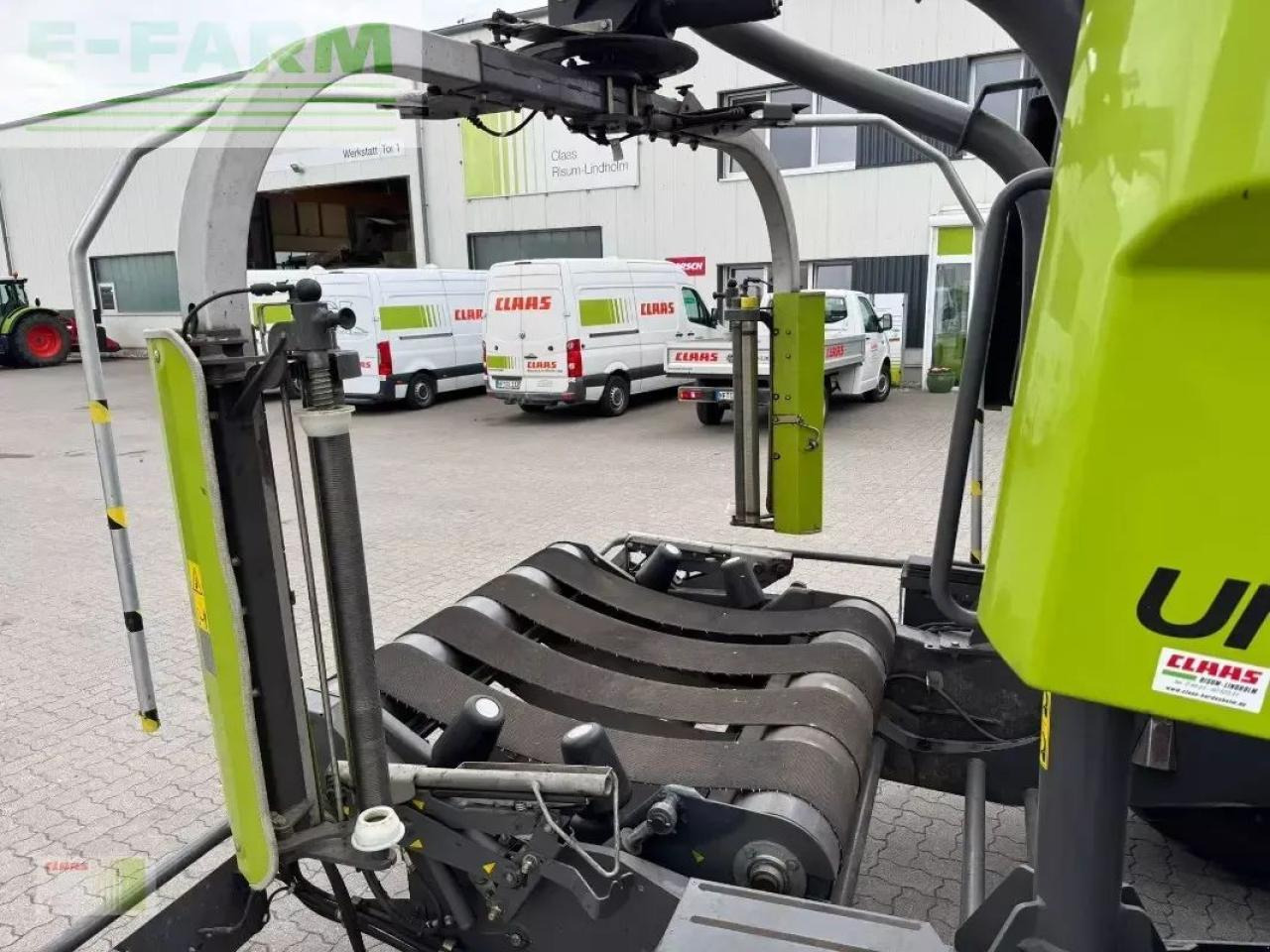 CLAAS rollant 455 rc uniwrap - Empacadora de pacas cuadradas: foto 3 CLAAS rollant 455 rc uniwrap - Empacadora de pacas cuadradas: foto 3