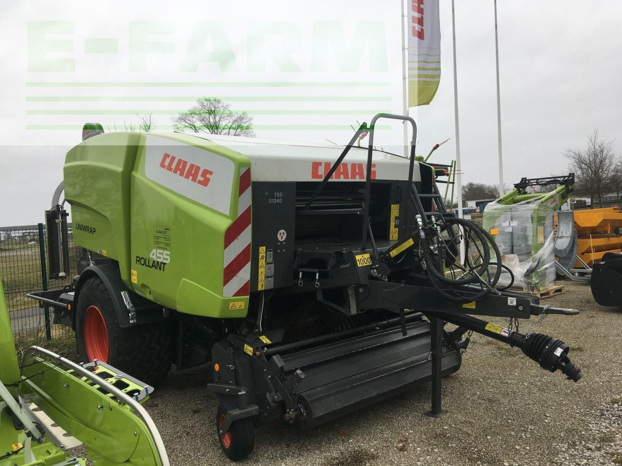 CLAAS rollant 455 rc uniwrap - Empacadora de pacas cuadradas: foto 1 CLAAS rollant 455 rc uniwrap - Empacadora de pacas cuadradas: foto 1