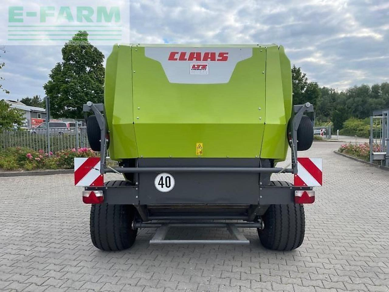 CLAAS rollant 520 rc - Empacadora de pacas cuadradas: foto 2 CLAAS rollant 520 rc - Empacadora de pacas cuadradas: foto 2