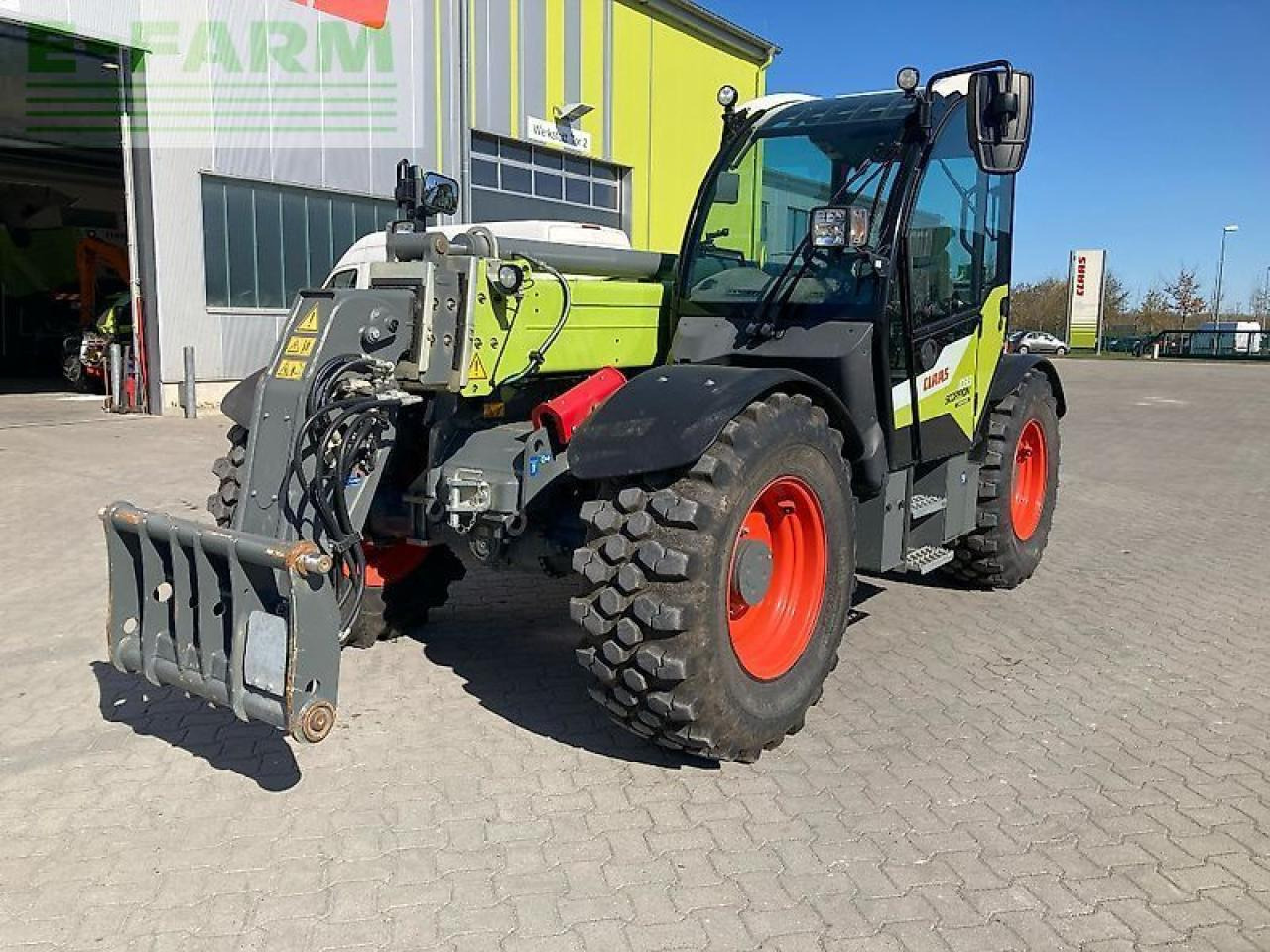 CLAAS scorpion 1033 - Manipulador telescópico: foto 2 CLAAS scorpion 1033 - Manipulador telescópico: foto 2