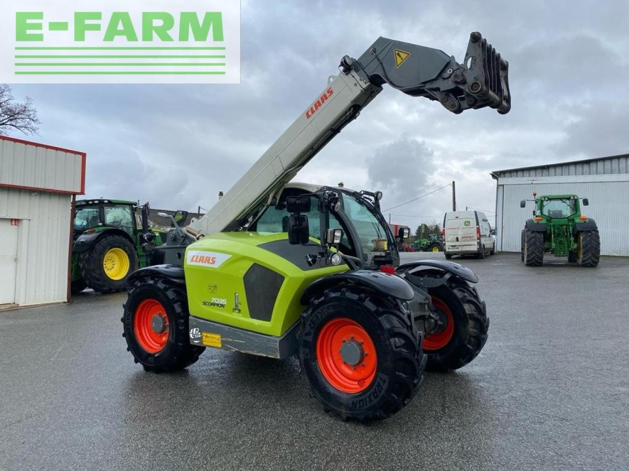 CLAAS scorpion 7035 destockage - Manipulador telescópico: foto 1 CLAAS scorpion 7035 destockage - Manipulador telescópico: foto 1