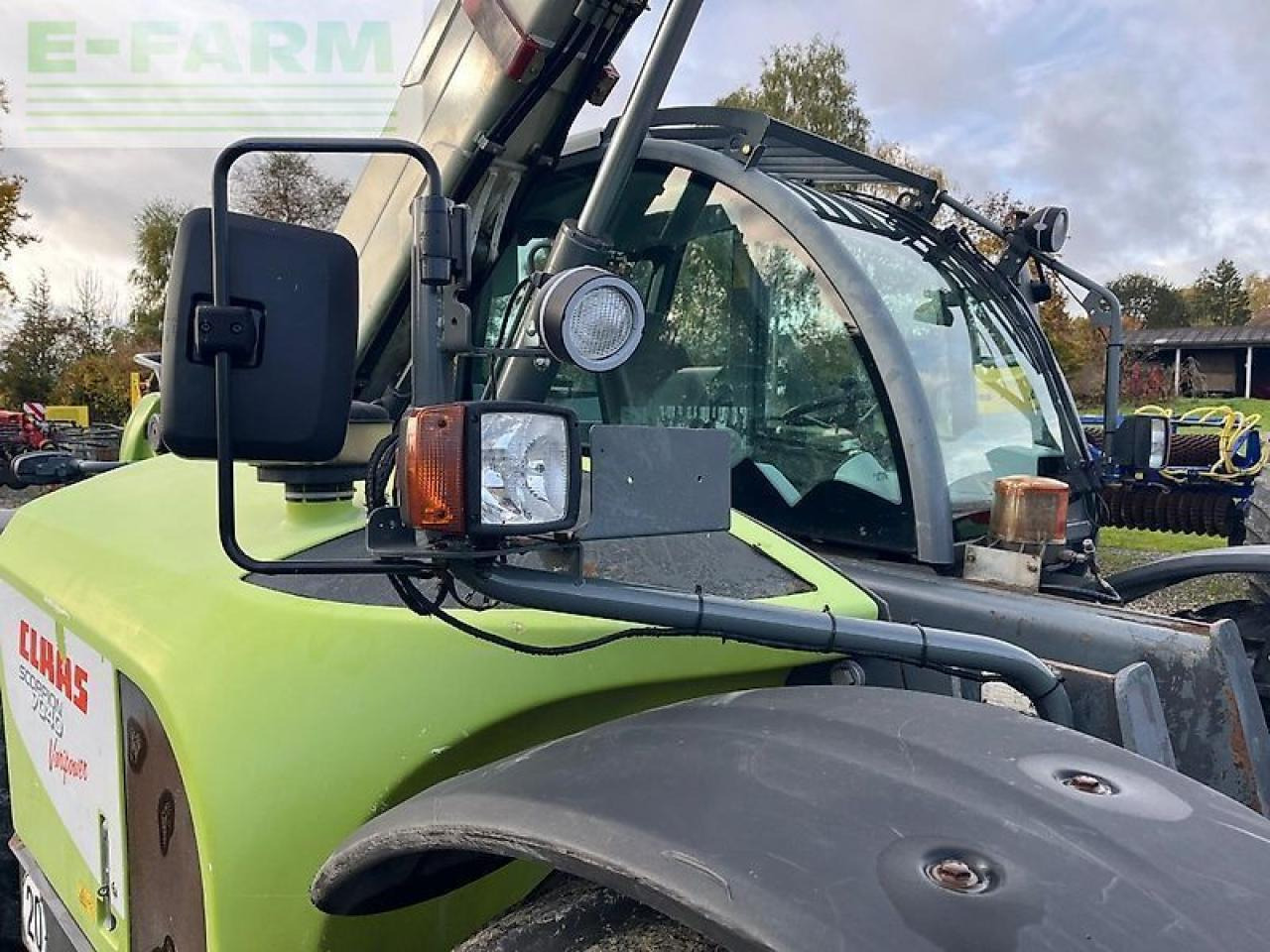 CLAAS scorpion 7040 - Manipulador telescópico: foto 5 CLAAS scorpion 7040 - Manipulador telescópico: foto 5