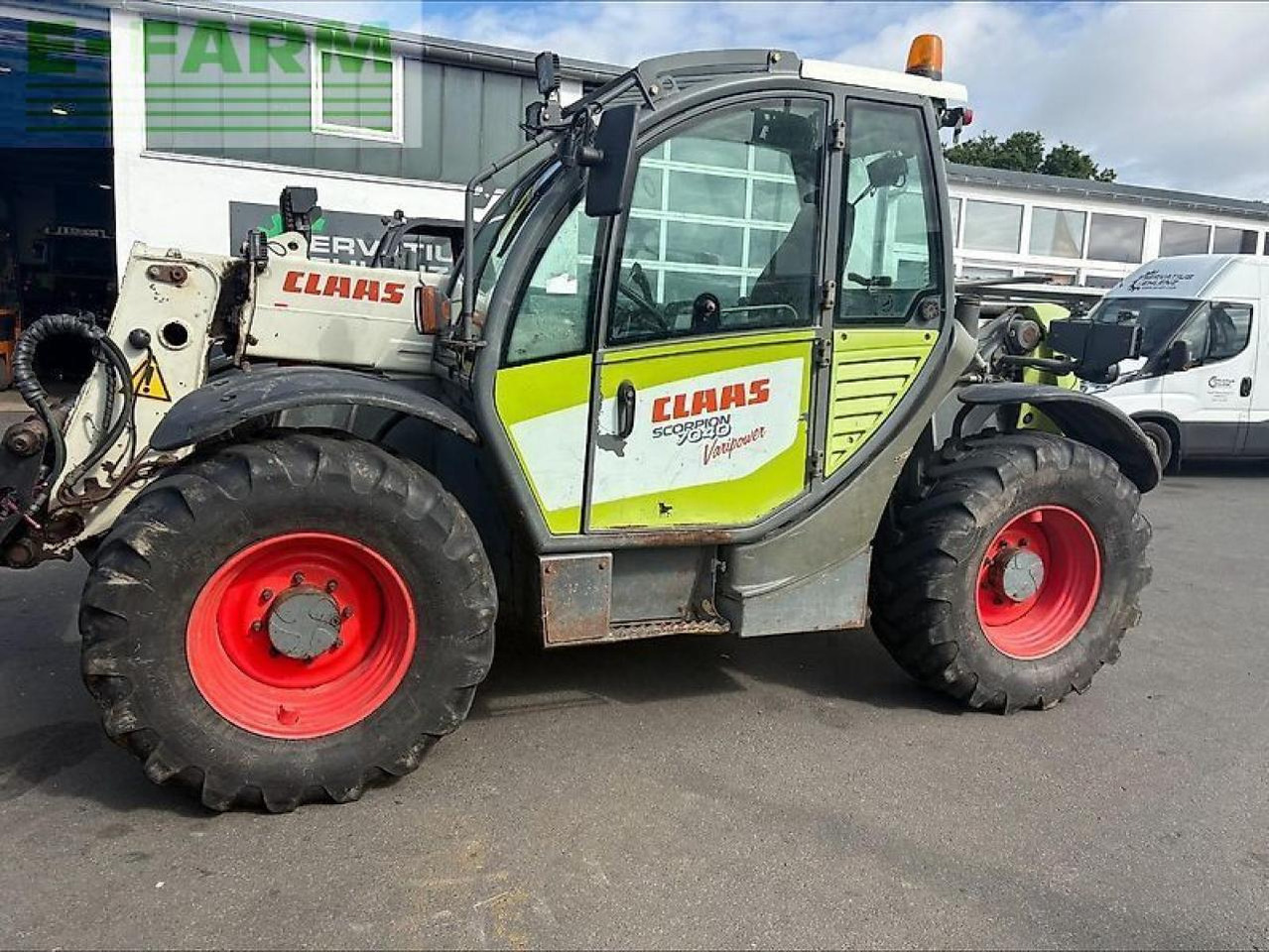 CLAAS scorpion 7040 - Manipulador telescópico: foto 2 CLAAS scorpion 7040 - Manipulador telescópico: foto 2