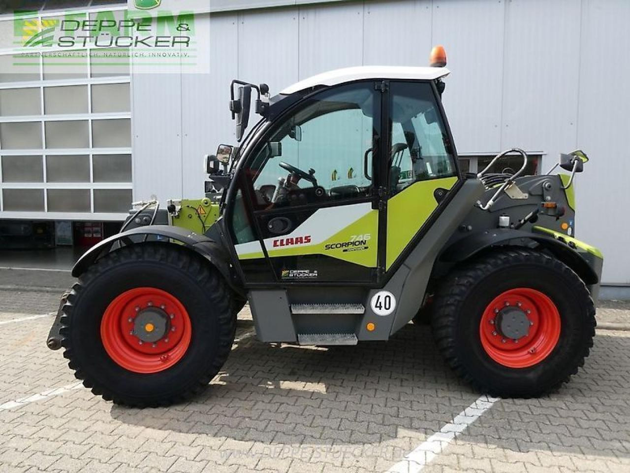 CLAAS scorpion 746 varipower - Manipulador telescópico: foto 2 CLAAS scorpion 746 varipower - Manipulador telescópico: foto 2